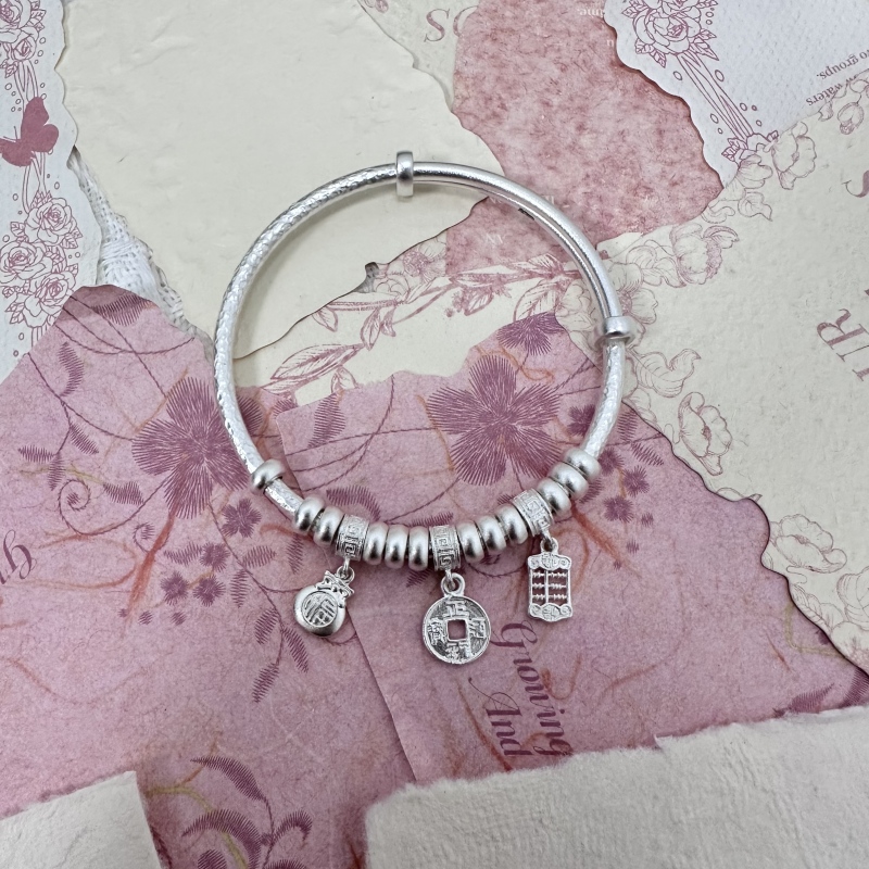 足银手镯 足银999 盘缠推拉款捶打纹银手镯【一物一证证书】