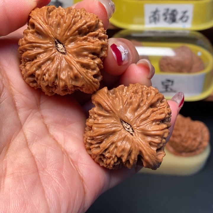 文玩核桃吊坠41全品南疆石