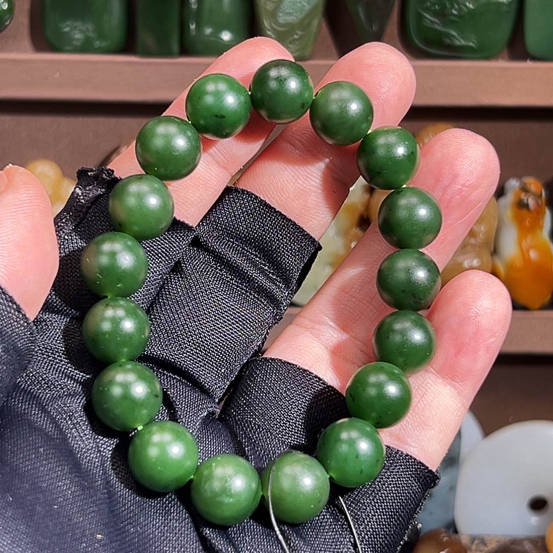 和田玉（碧玉）手串未镶嵌新疆柔光