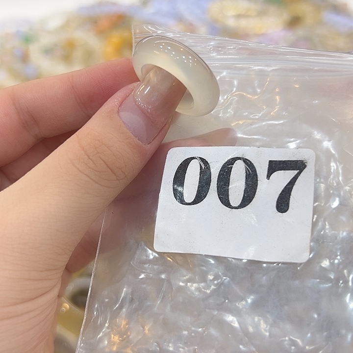 合金戒指玛瑙/玉髓7港14
