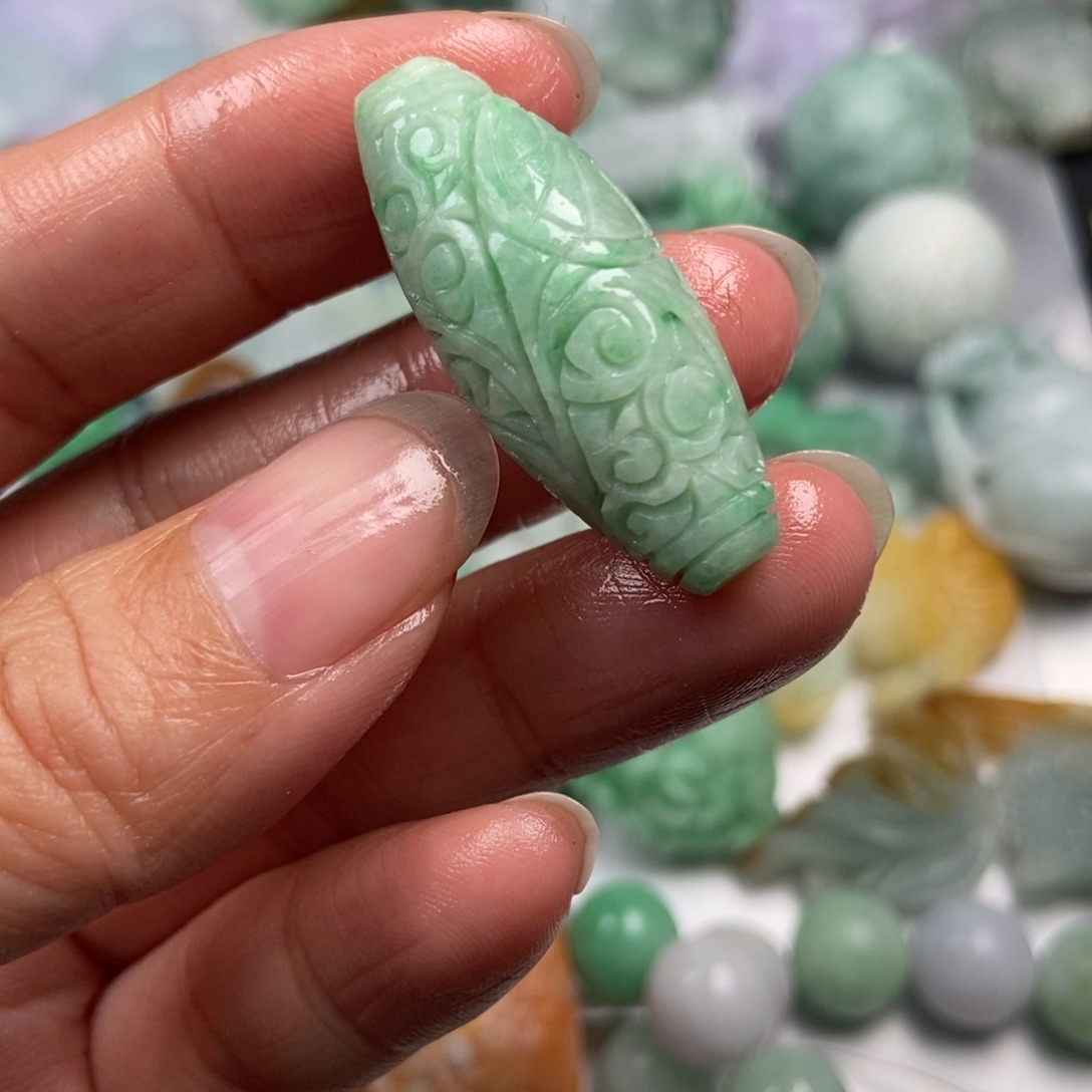 幸***3定制翡翠未镶嵌翡翠