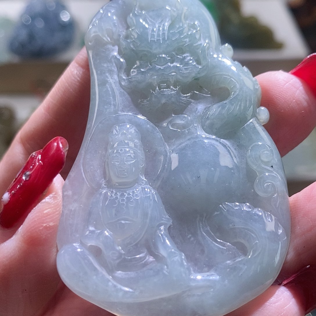 【闪购商品】翡翠颈饰未镶嵌观音