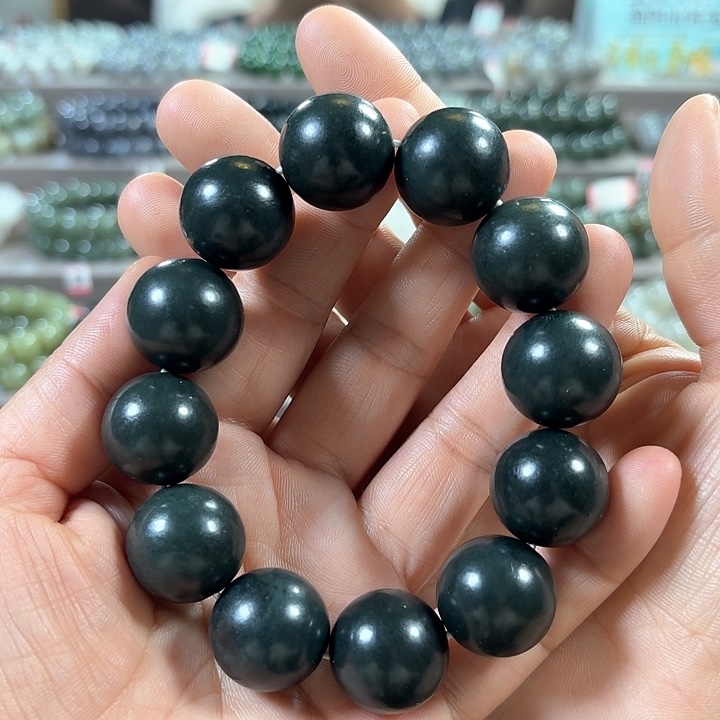 和田玉手链未镶嵌新疆黑油青卡20