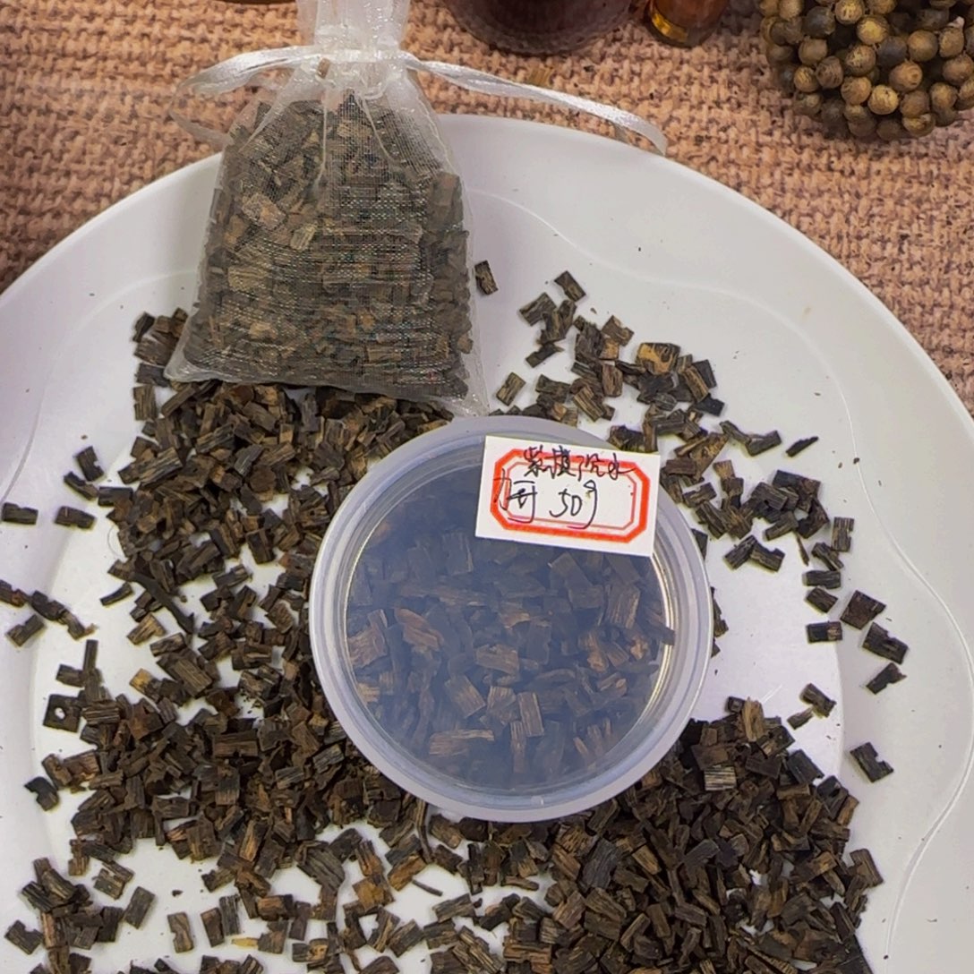 力***玮沉水碎料50g。。。。。。