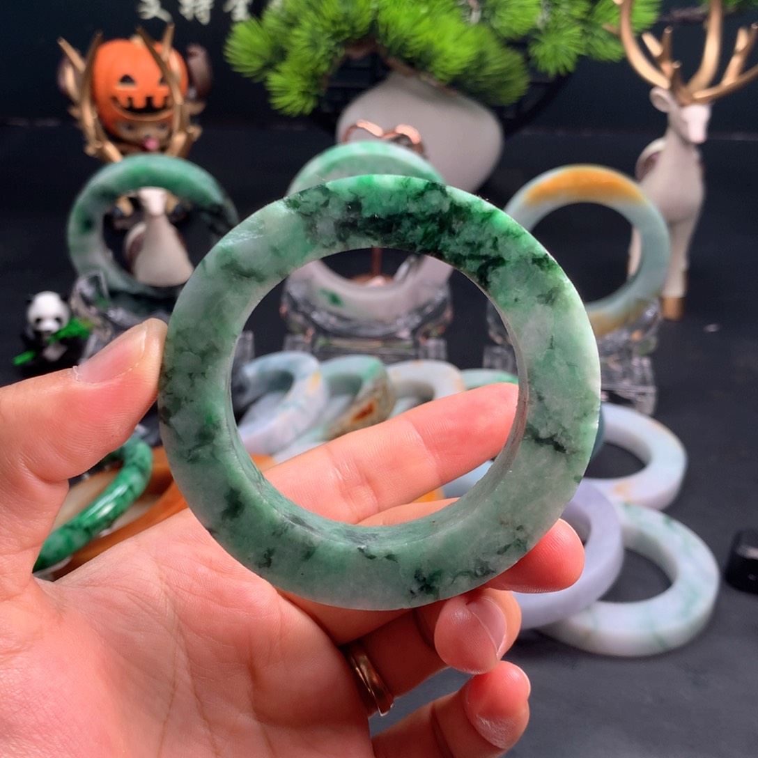定制翡翠手镯未镶嵌