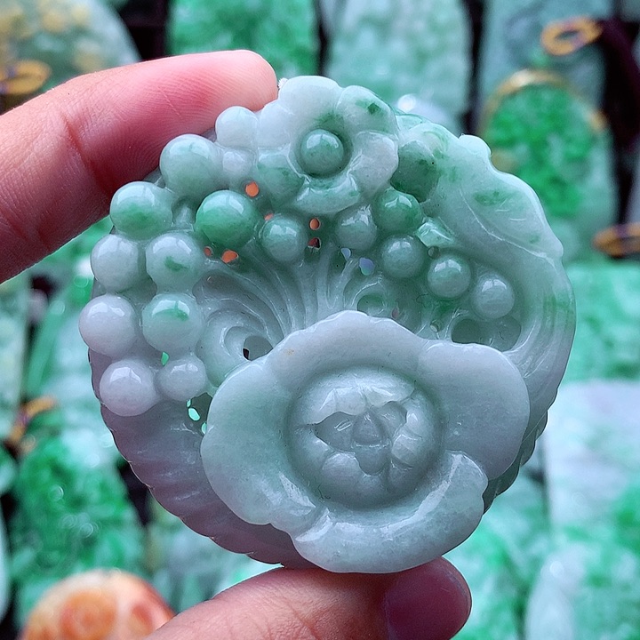 翡翠吊坠(不含链)未镶嵌