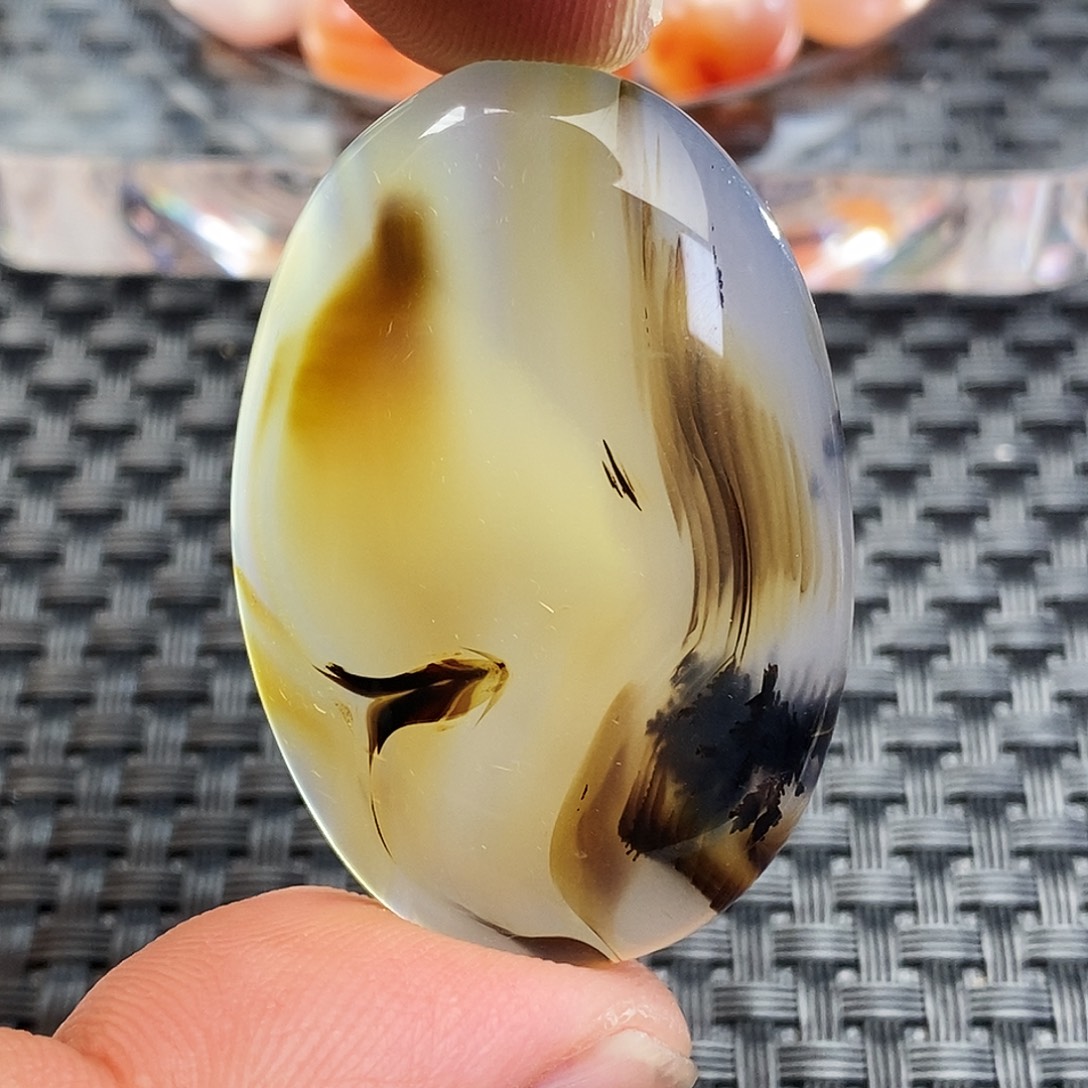 用***3玛瑙/玉髓未镶嵌吊坠(不含链)