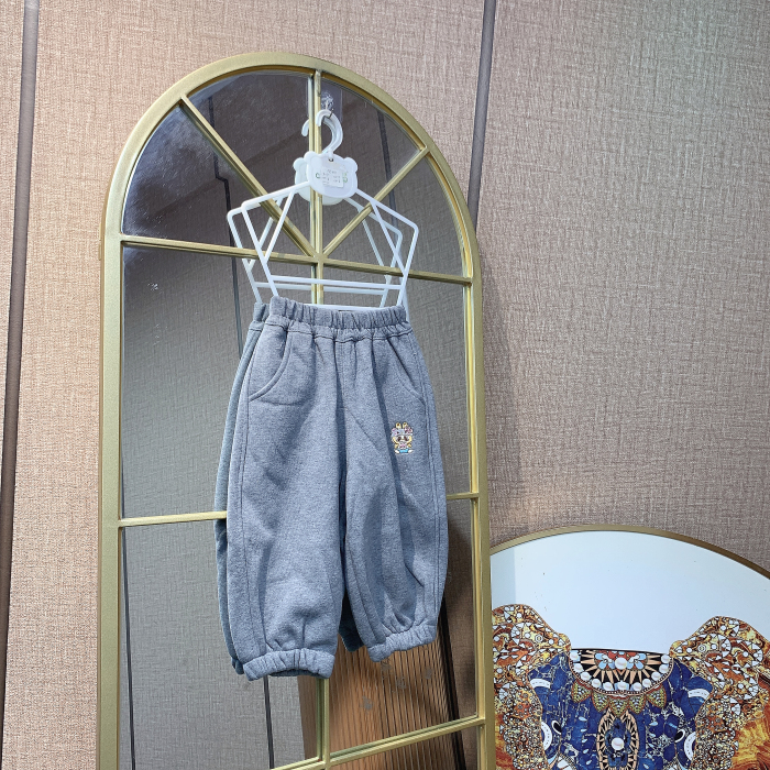 AE465  宝宝灰色休闲厚裤子  加绒  冬款