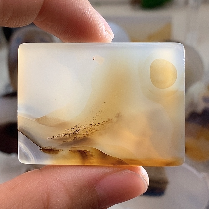 玛瑙/玉髓颈饰未镶嵌