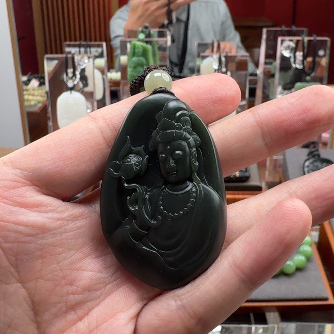 和田玉（青玉）未镶嵌颈饰和田玉沙吊坠