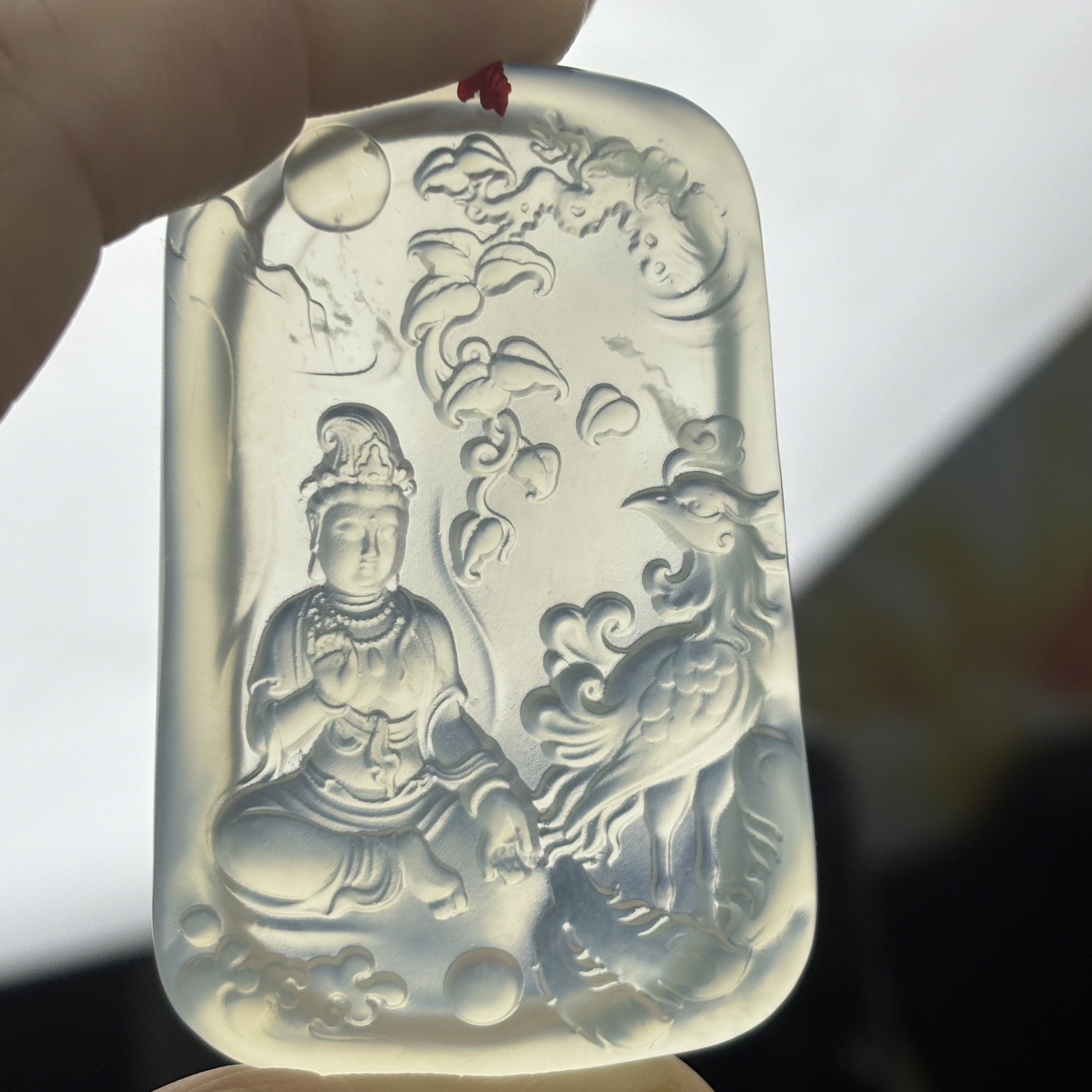 天然岫玉精雕女士玉凤观音高冰透尺寸约高61mm宽40mm厚5.7mm