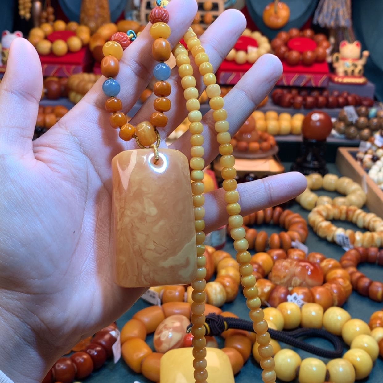 【闪购商品】蜜蜡吊坠(赠链)未镶嵌蜜蜡吊坠