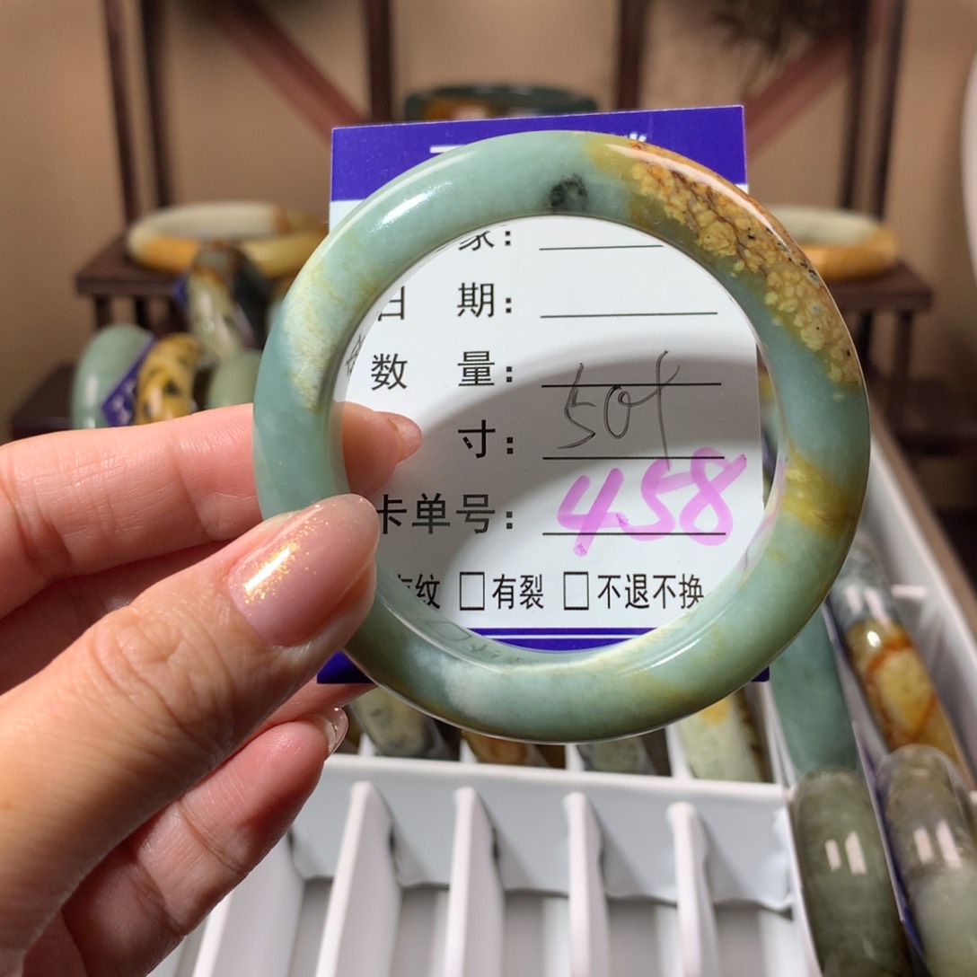 【闪购商品】蛇纹石玉手镯未镶嵌