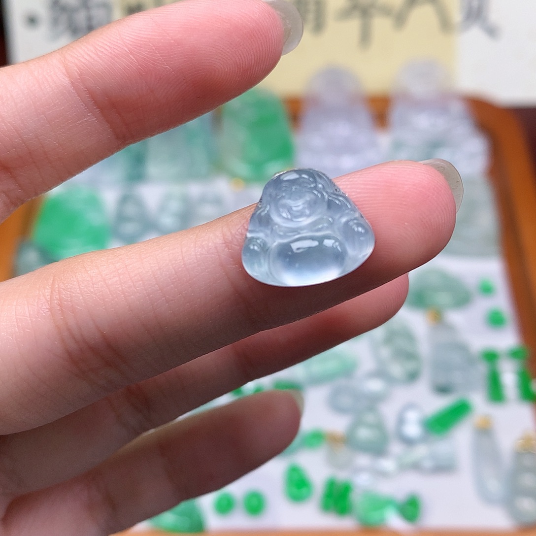 翡翠裸石缅甸天然A货翡翠冰种佛公