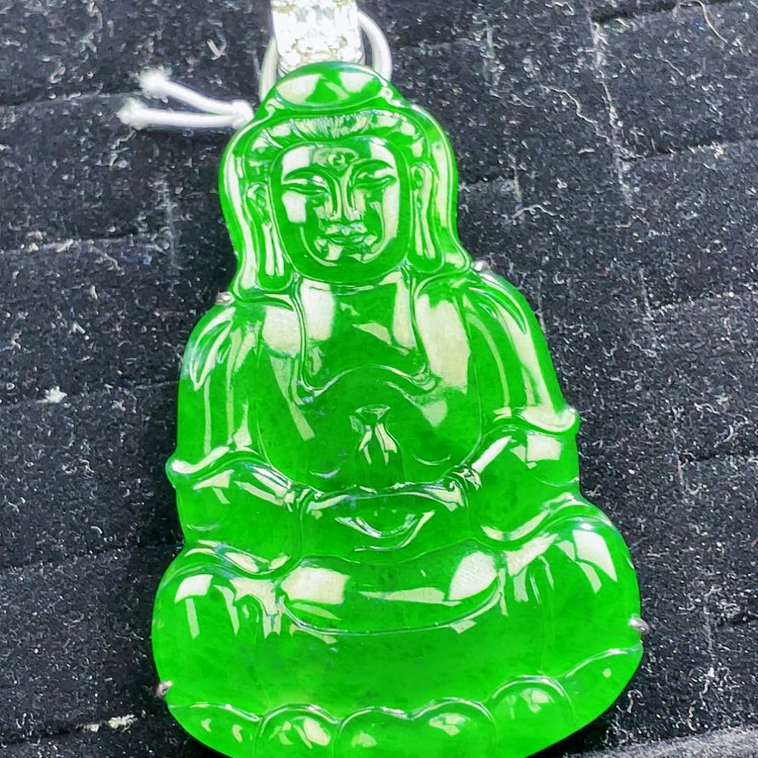 翡翠颈饰未镶嵌27，