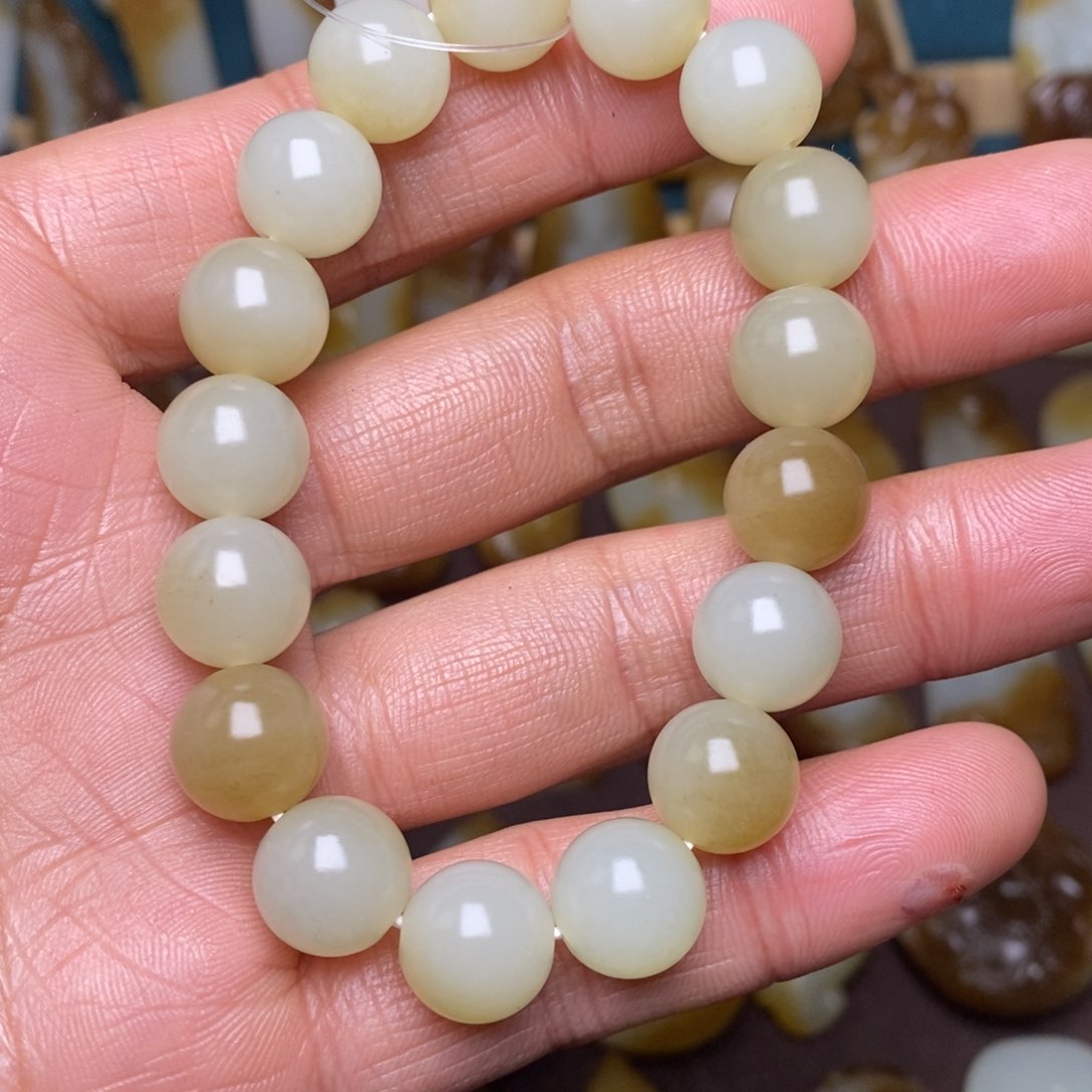 和田玉吊坠(不含链)未镶嵌武*新疆和田玉且末料