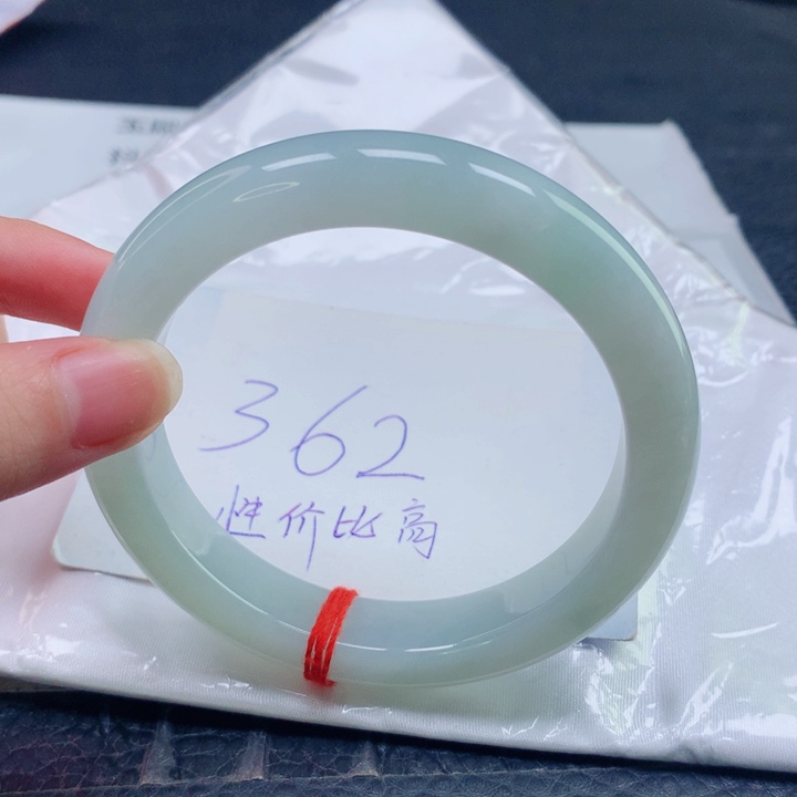 翡翠未镶嵌手镯圈口6162