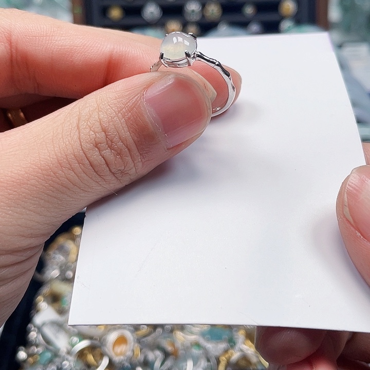 翡翠戒指未镶嵌翡翠戒圈