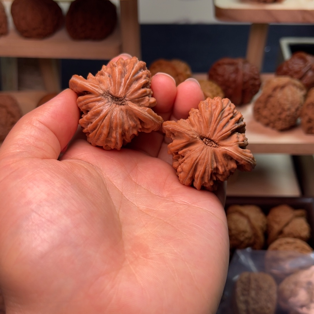 把件文玩核桃全品汉高桩四座楼