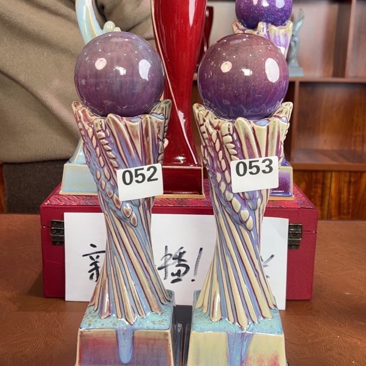 摆件瓷原产地中高端摆件精品微微瑕