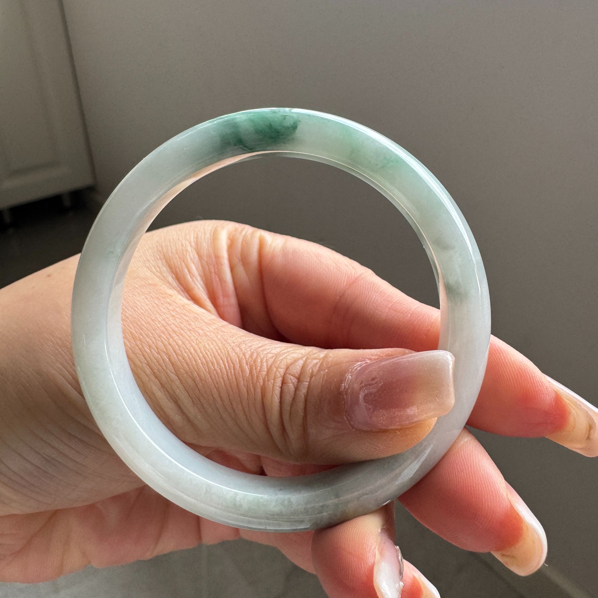 54高货正圈白底青绿飘花缅甸手镯天然A货翡翠手镯