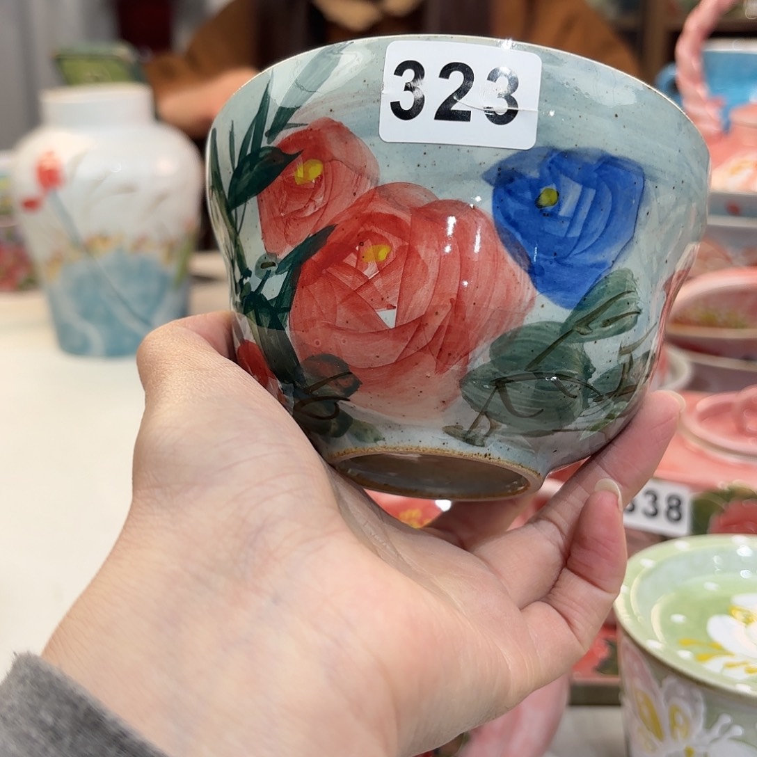 瓷片兔兔盖茨。兔兔