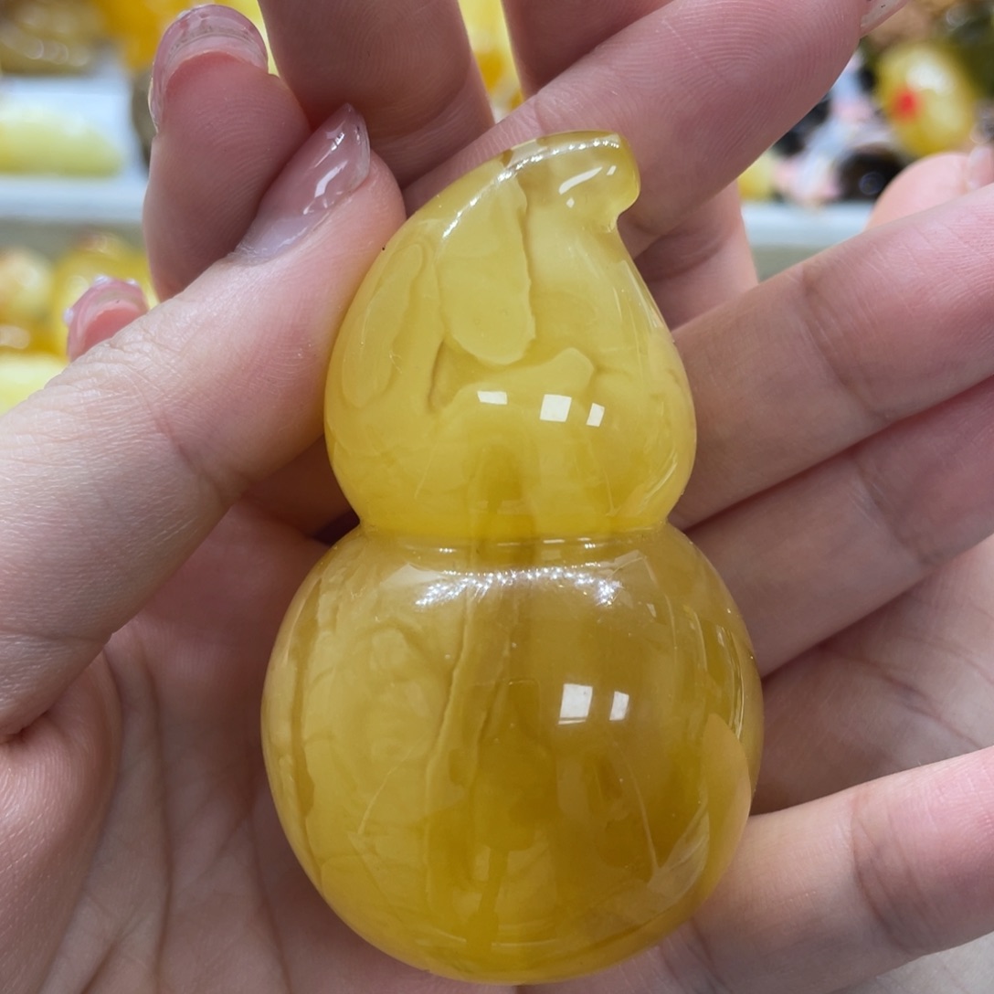 琥珀裸石未镶嵌44.1克葫芦