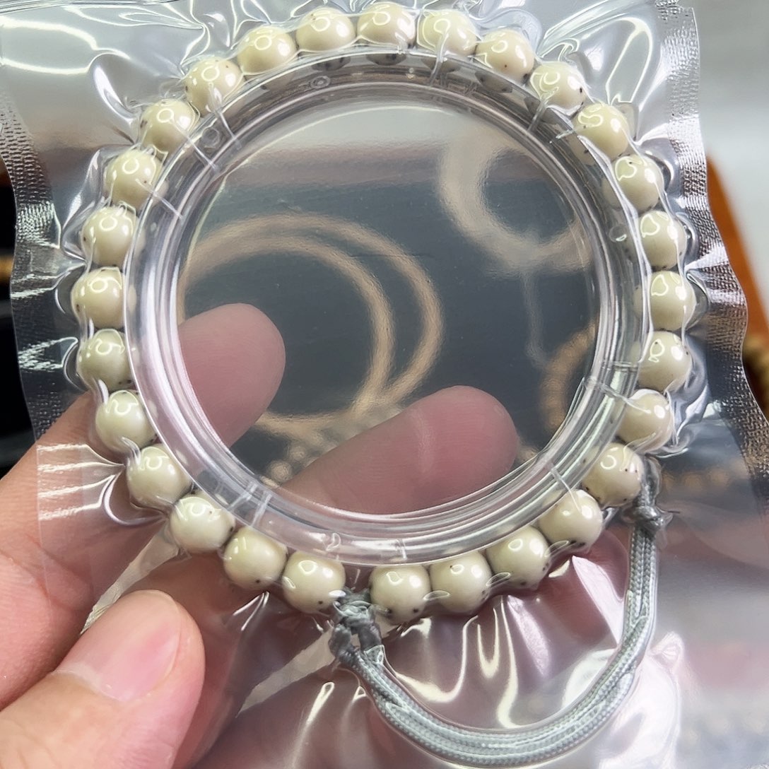 手串星月菩提8mm大光头绿背