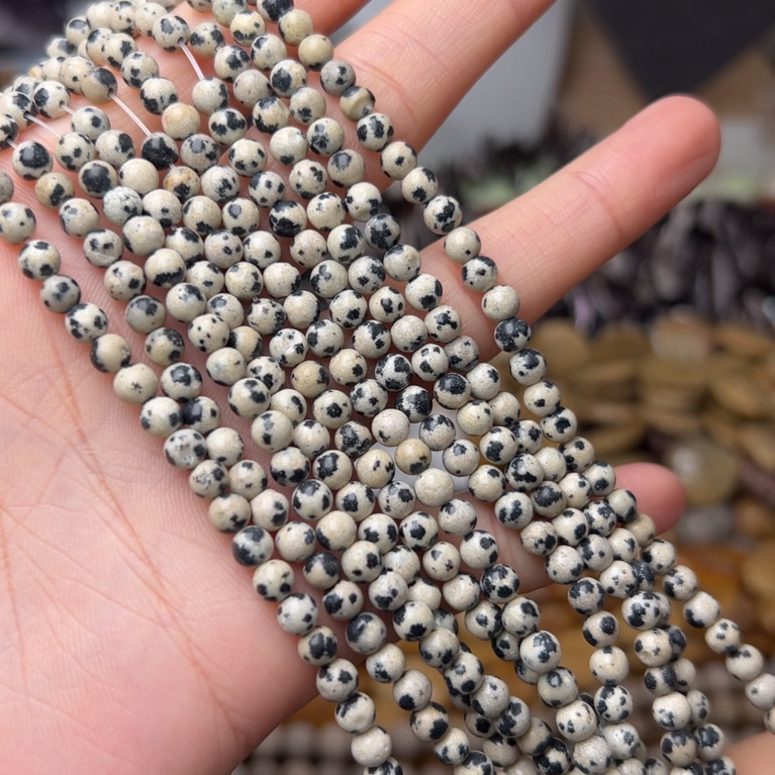 玛瑙/玉髓合金珠宝半成品N532。4.7mm斑点石圆珠两条