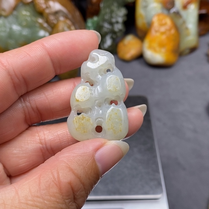 和田玉未镶嵌挂件