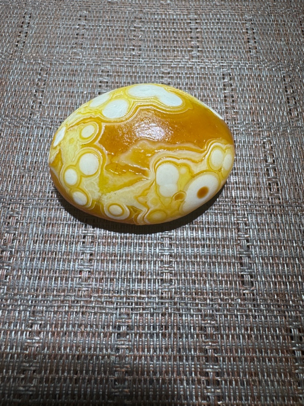 花点眼睛小手把件 缠丝不断的纹理 金钱眼 