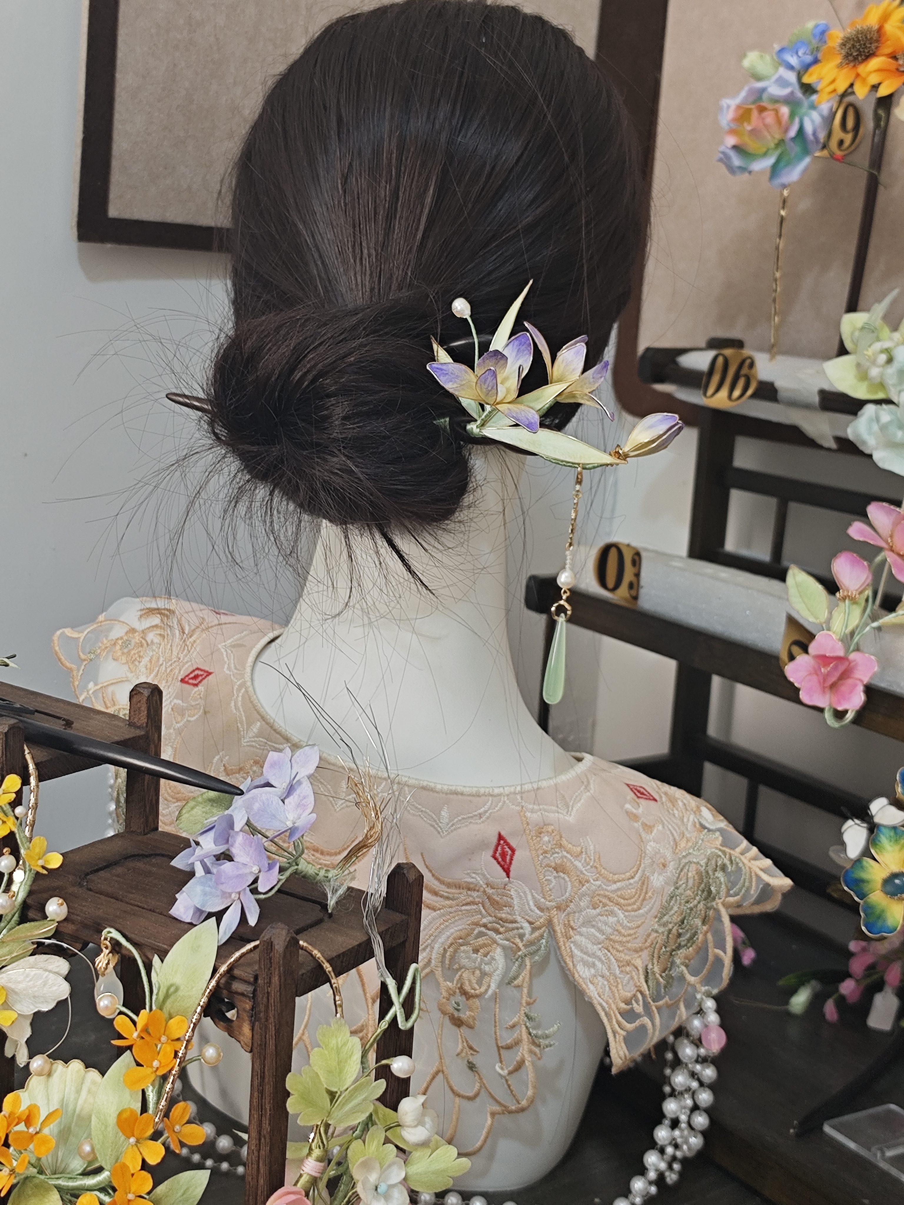 设计款掐丝兰花，非遗绒花发簪
