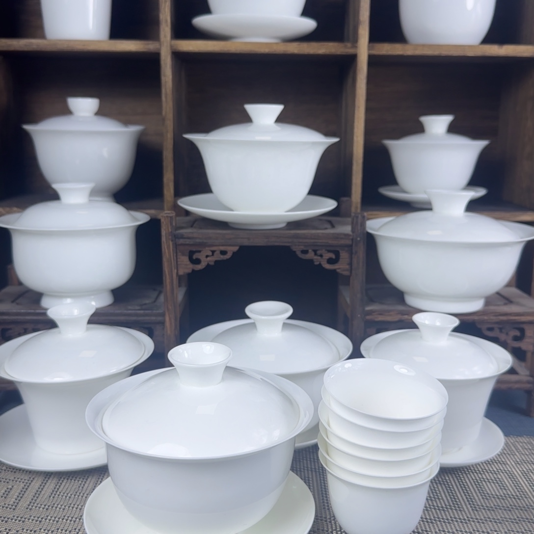 2个盖下160ml元宝盖碗➕8个美人杯