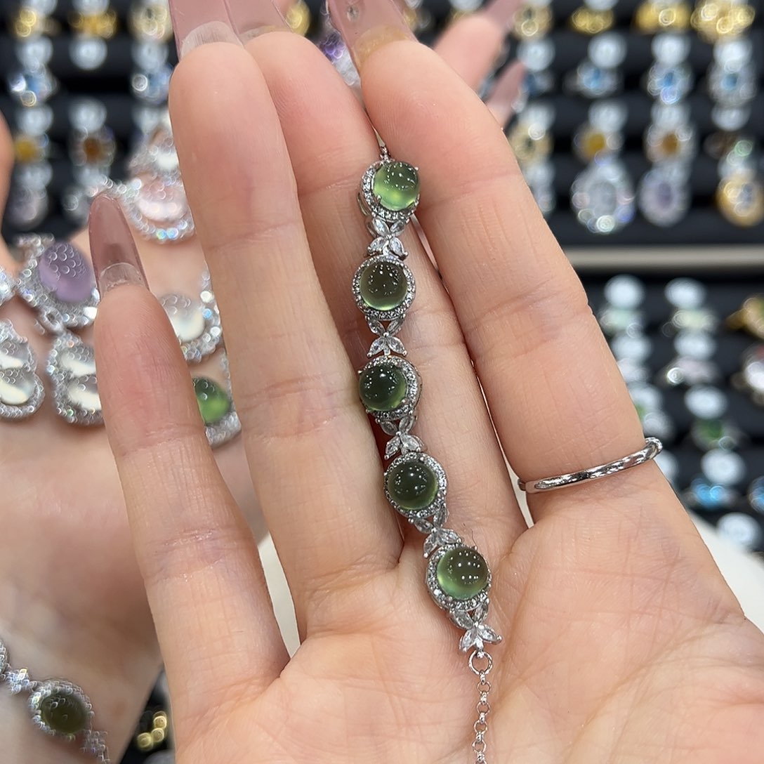 戒指银S925镶嵌水晶吃****人