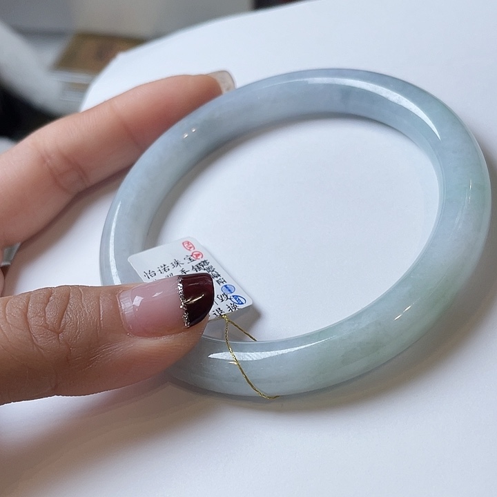 翡翠手镯未镶嵌60手镯