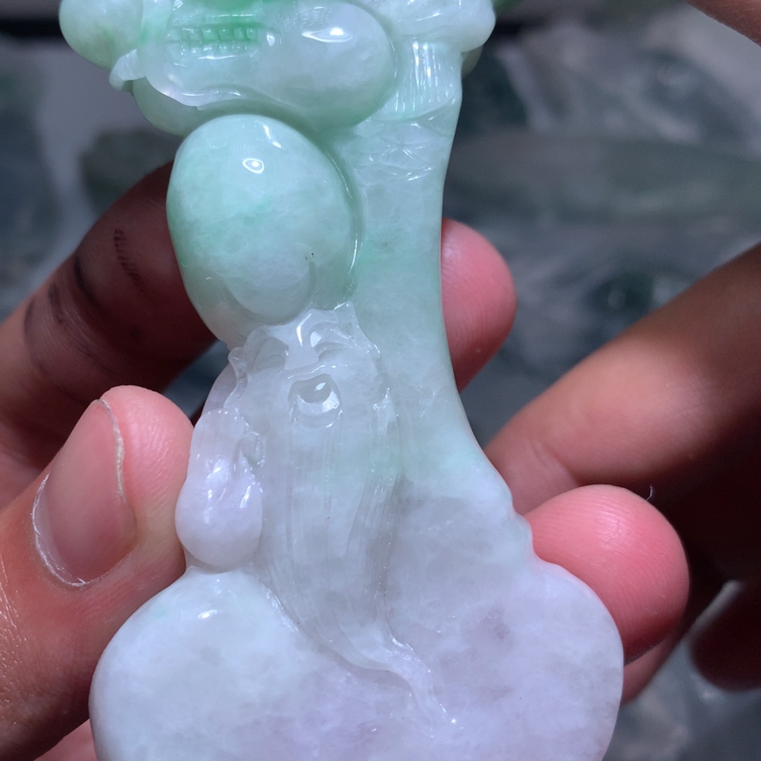 翡翠未镶嵌颈饰保真天然a货翡翠