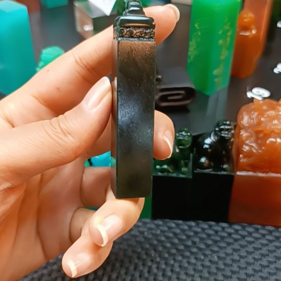 寿山石印石如意钮