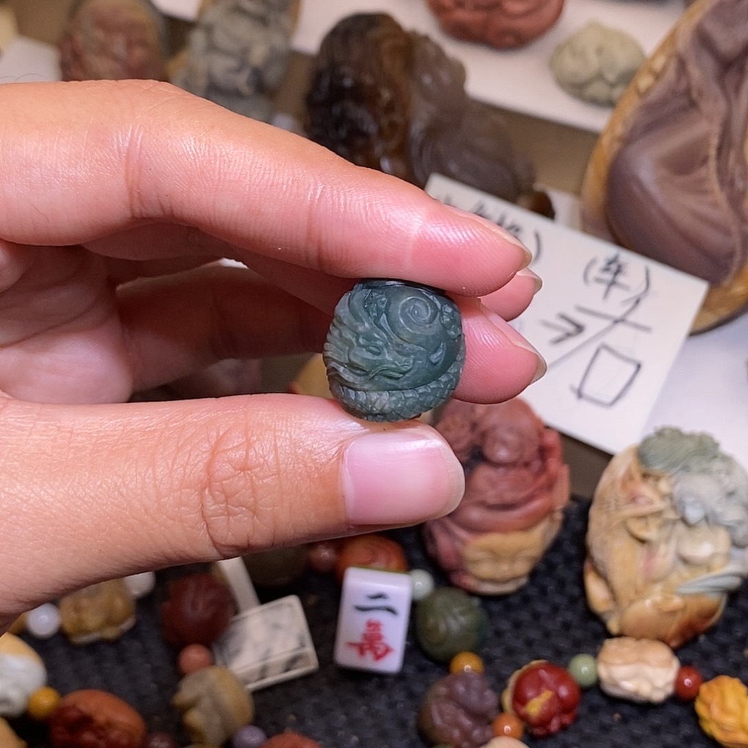 石英质玉（阿拉善玉）未镶嵌手链