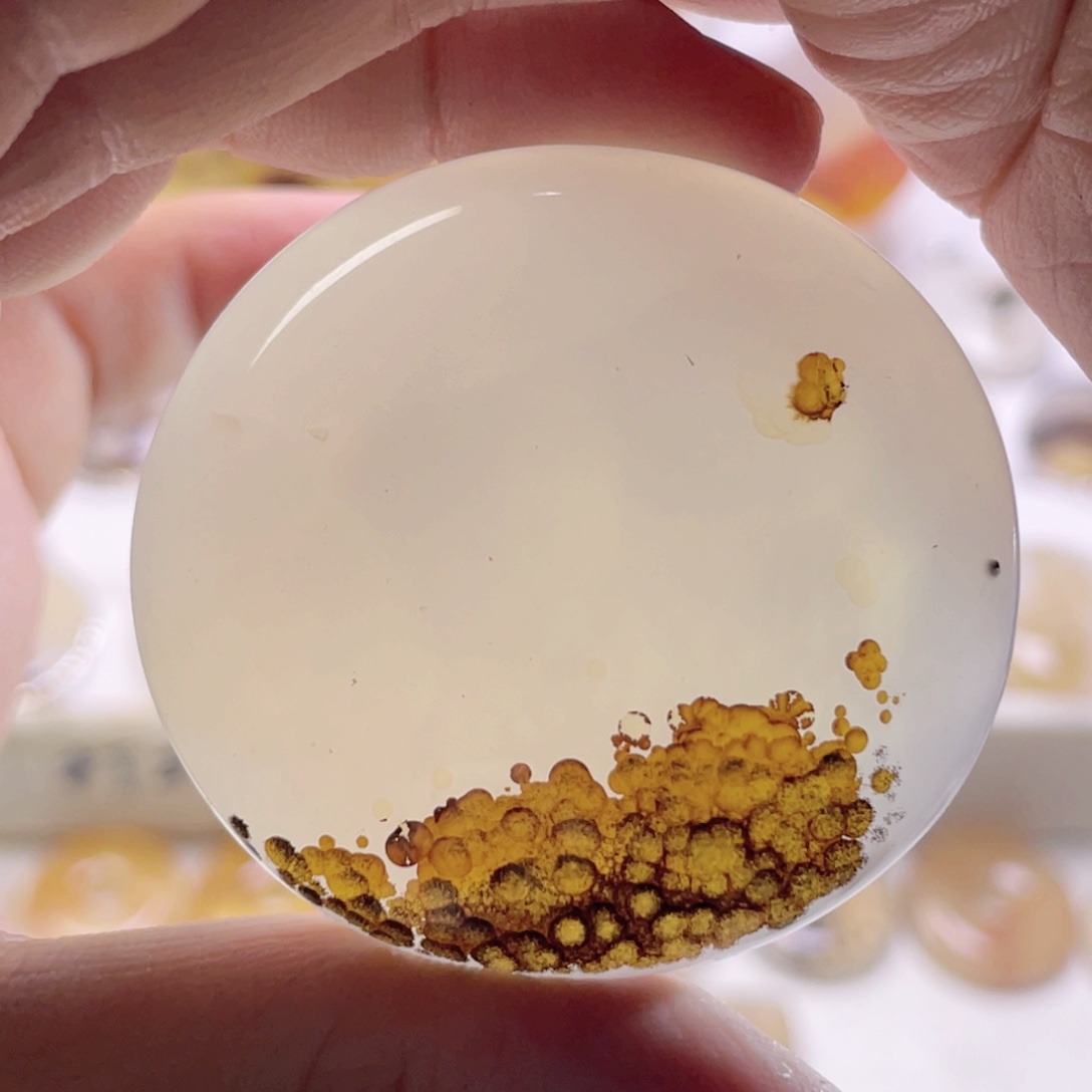 玛瑙/玉髓未镶嵌珠宝奇石