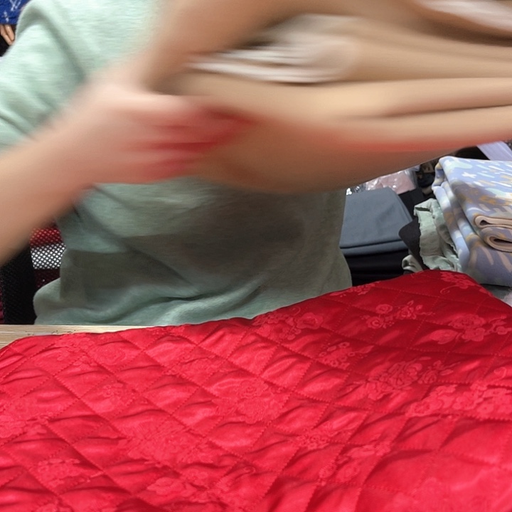 红色提花加棉布料一米