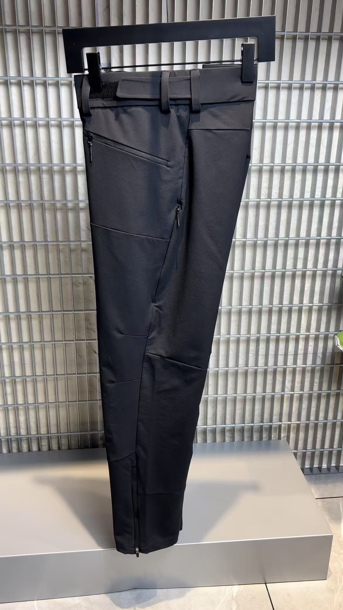 夏季户外男款长裤款  