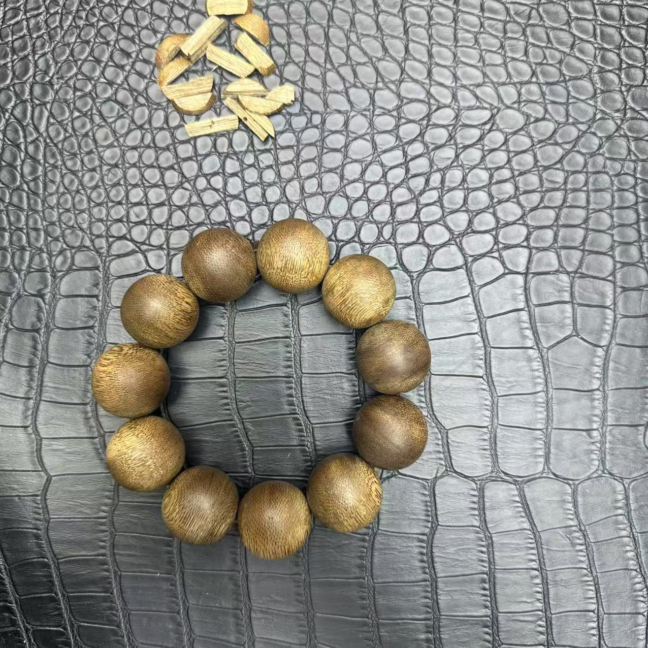 003开总文玩达拉干沉香