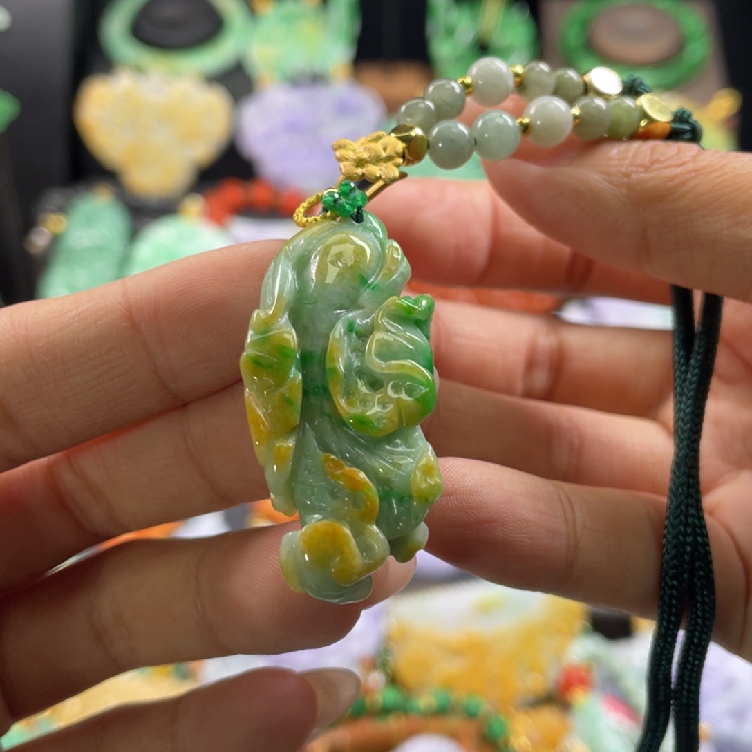 翡翠未镶嵌颈饰代编织