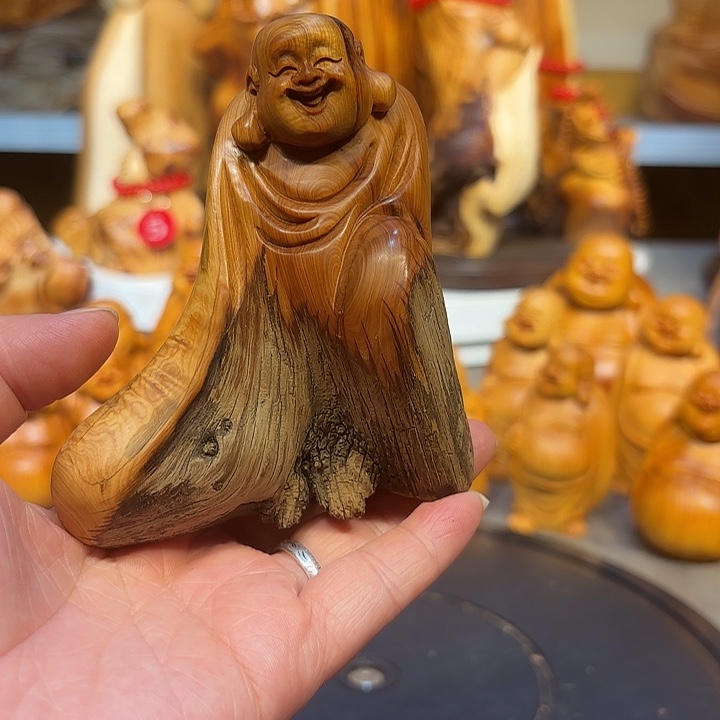 柏木太行崖柏弥勒佛