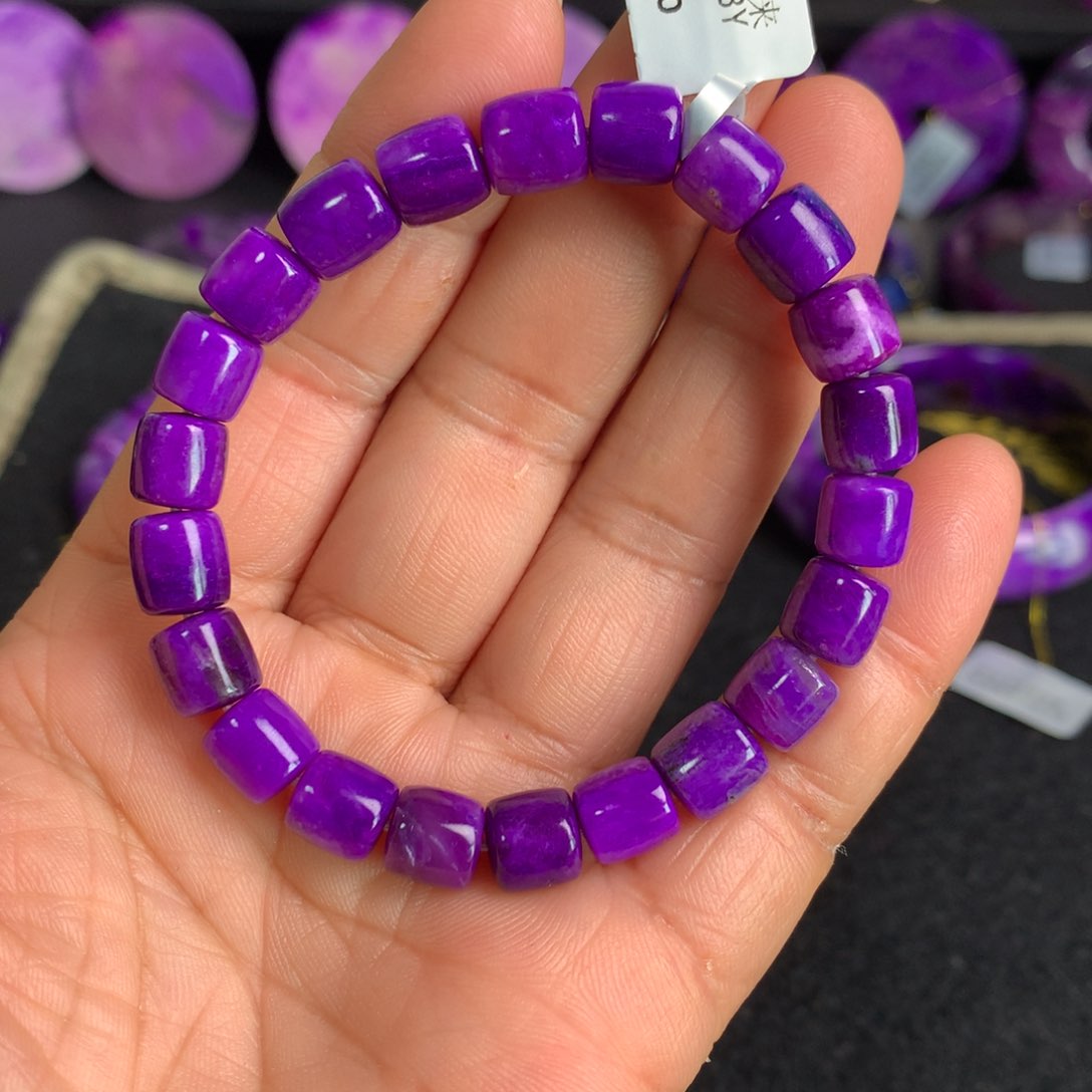 苏纪石（舒俱来）凝胶艳紫桶珠手串未镶嵌那****）