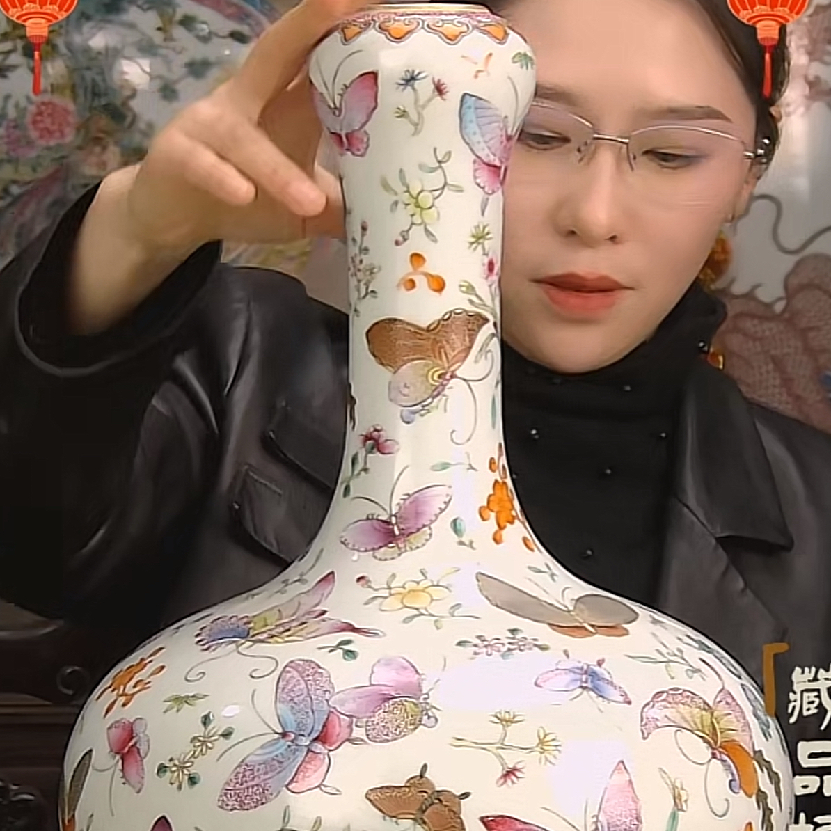 收藏/古玩清粉彩蝶恋花蒜头瓶