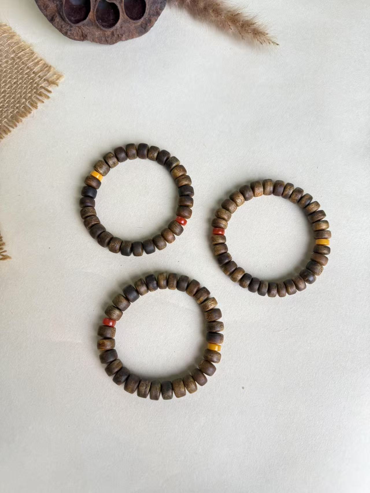 沉香富森红土 1.0随型药片珠单圈沉香手串（多样发其一