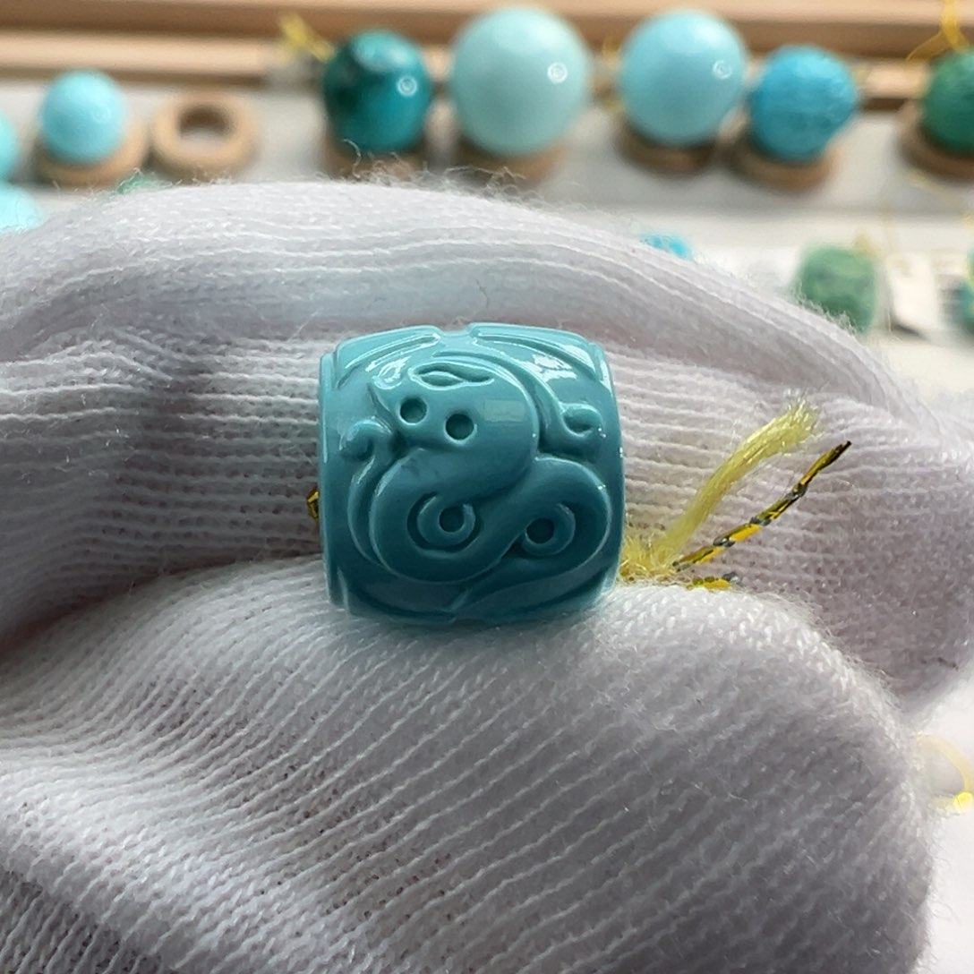 绿松石配饰未镶嵌