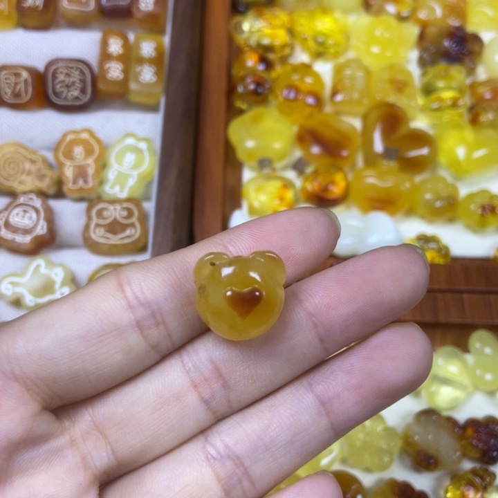 吊坠橄榄核小熊头75