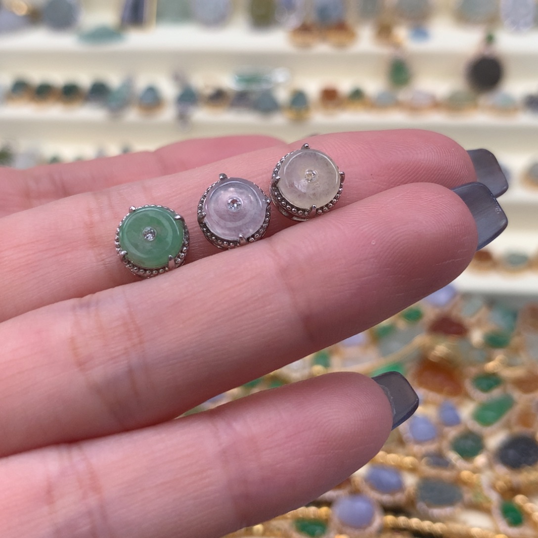 翡翠银S925镶嵌颈饰小扣子3个